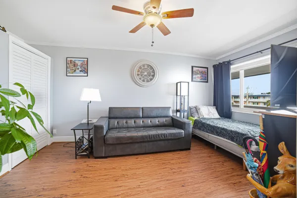 $219,600 | 112 Doolen Court, Unit 302, North Palm Beach, FL 33408