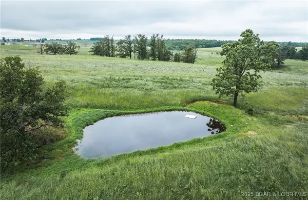 $585,000 | 1 Farm Road, Crane, MO 65633