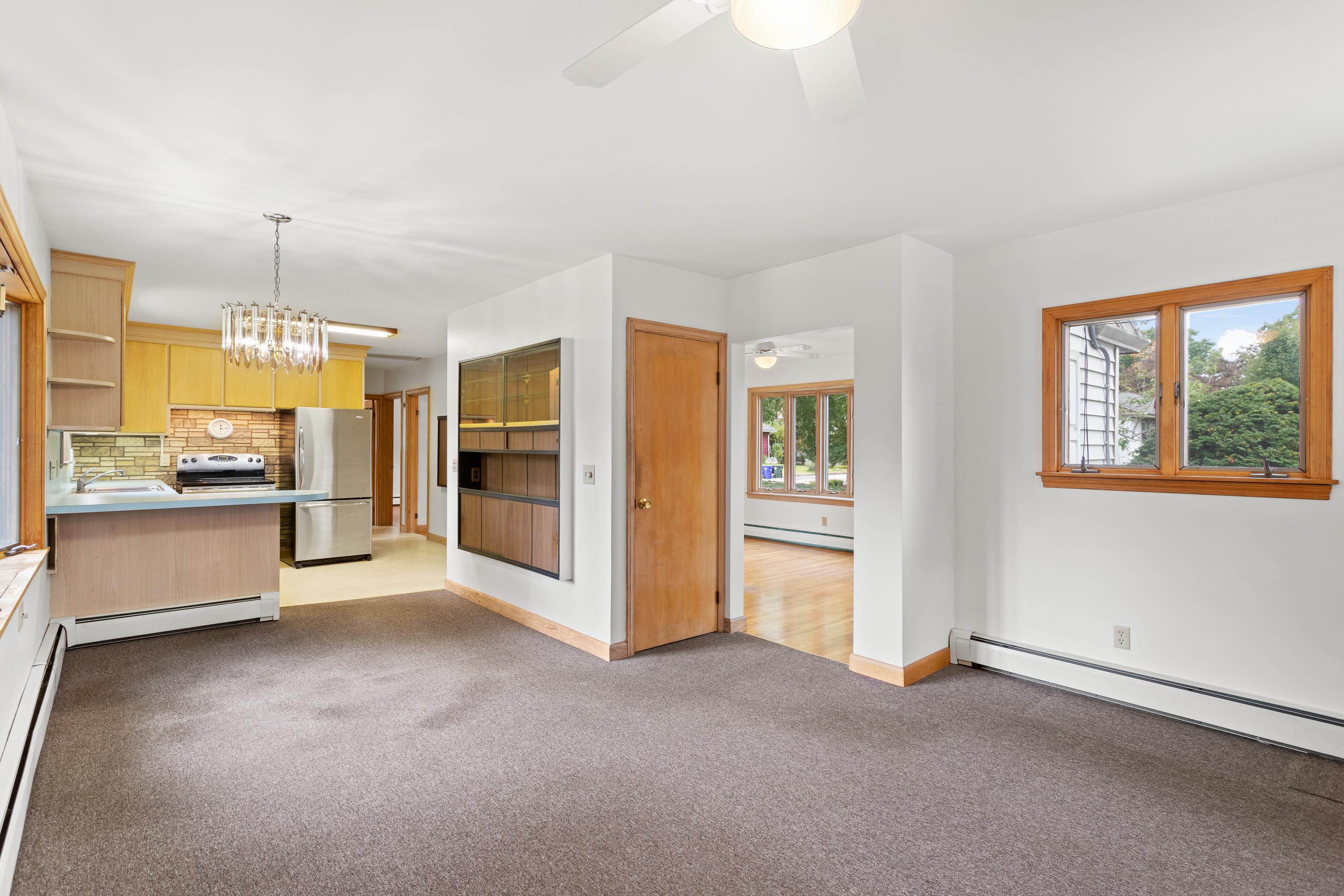 176 South Porter Street Manchester, NH 03103 - Photo 14 of 45