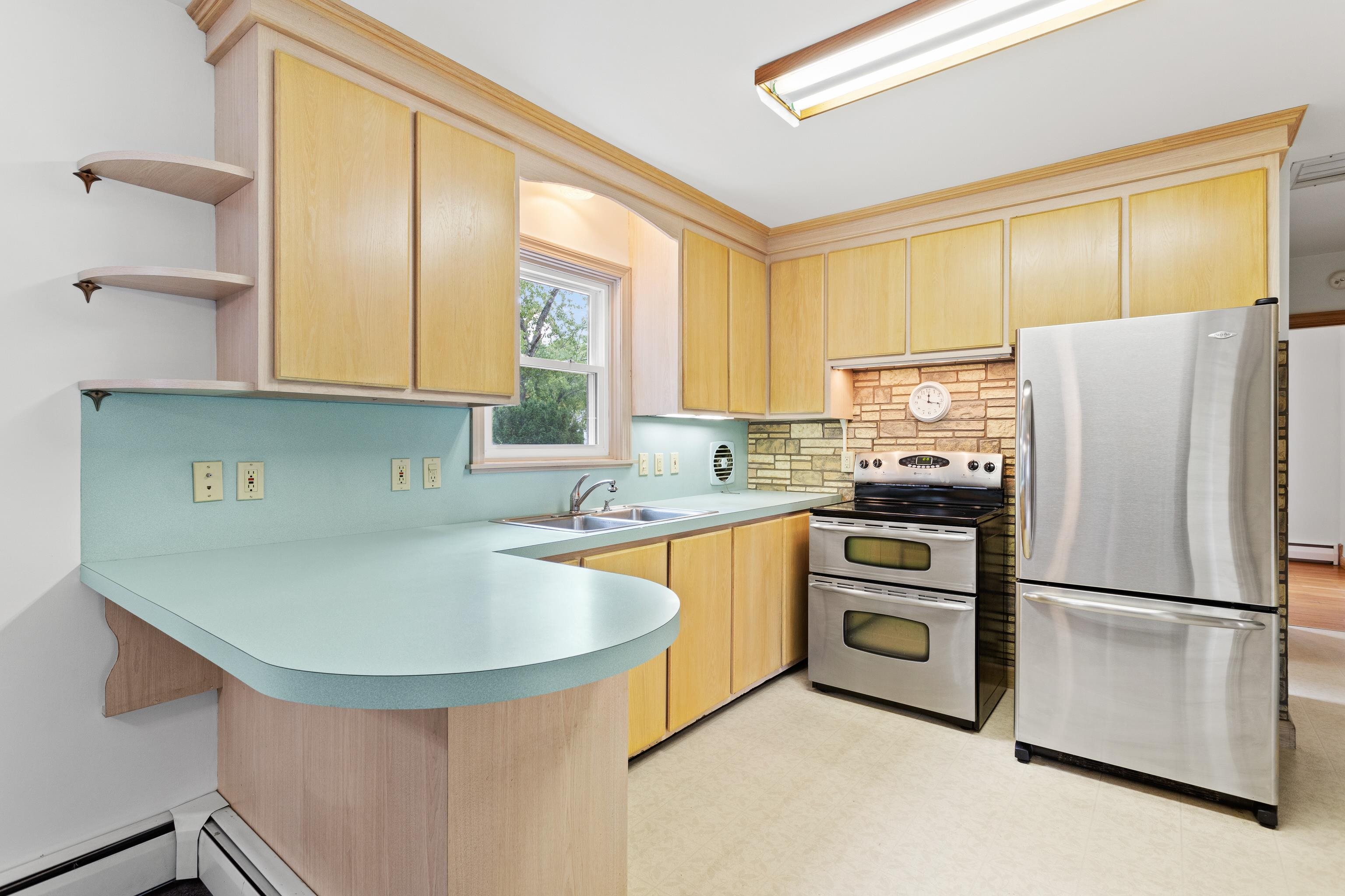 176 South Porter Street Manchester, NH 03103 - Photo 17 of 45