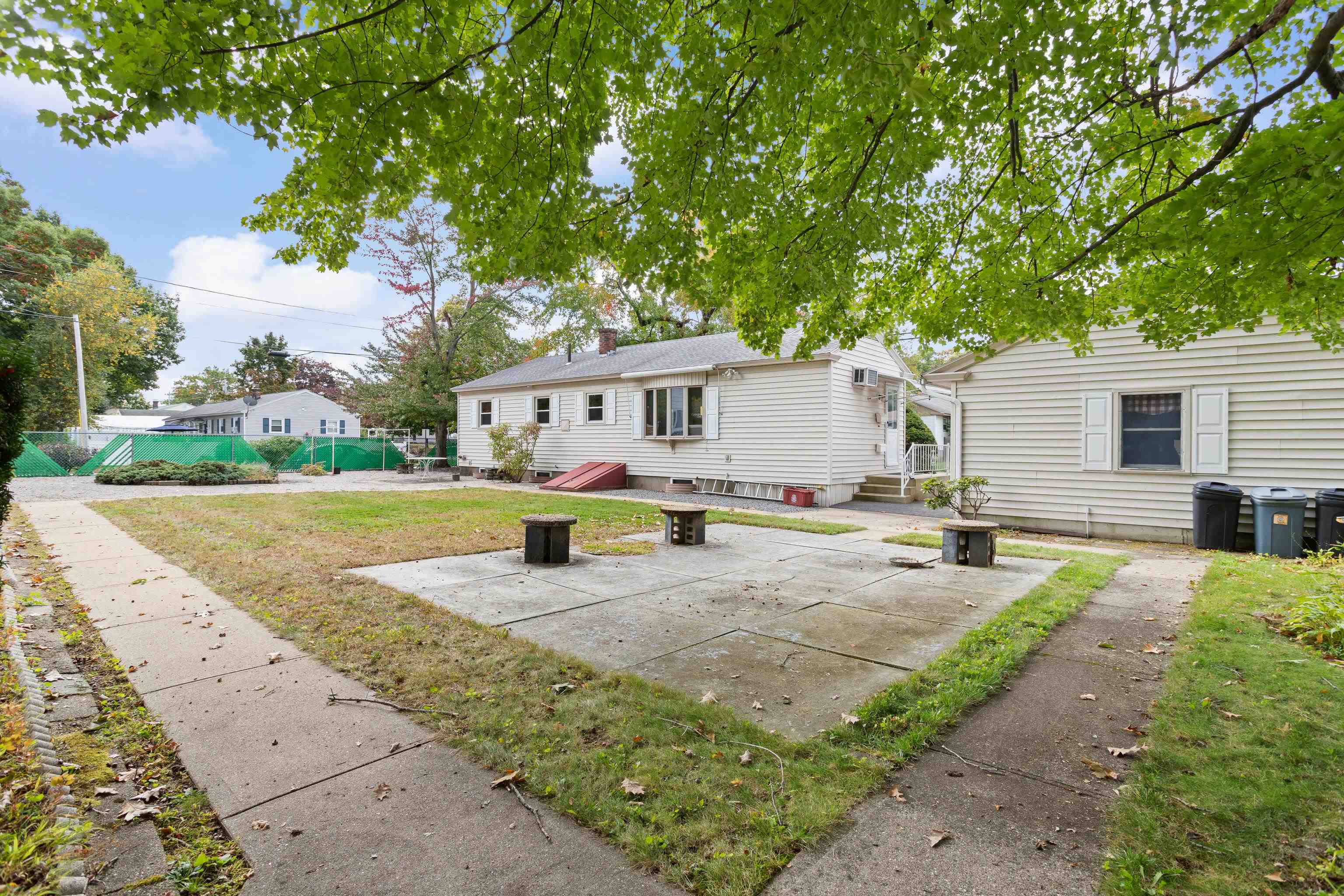 176 South Porter Street Manchester, NH 03103 - Photo 24 of 45