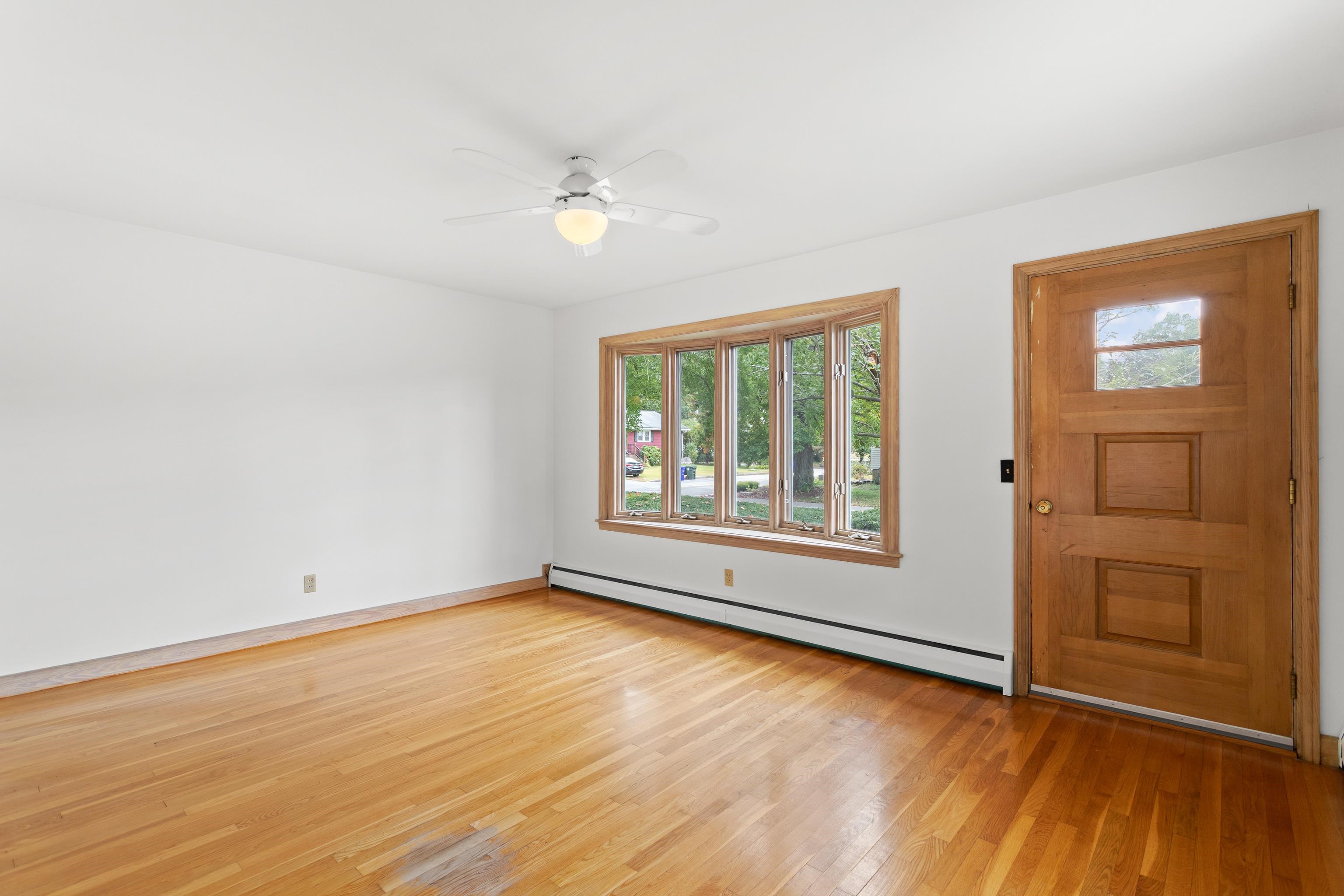 176 South Porter Street Manchester, NH 03103 - Photo 4 of 45