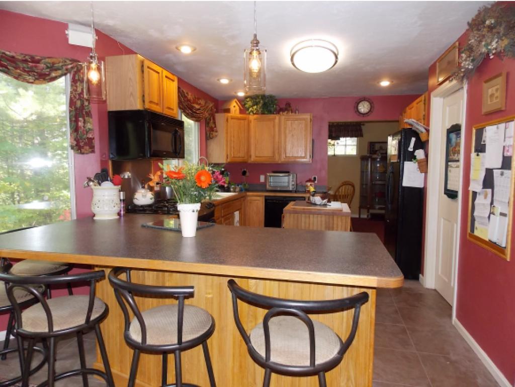 157 Holly Ridge Lane Conway, NH 03818 - Photo 7 of 34 Gallery Image 7