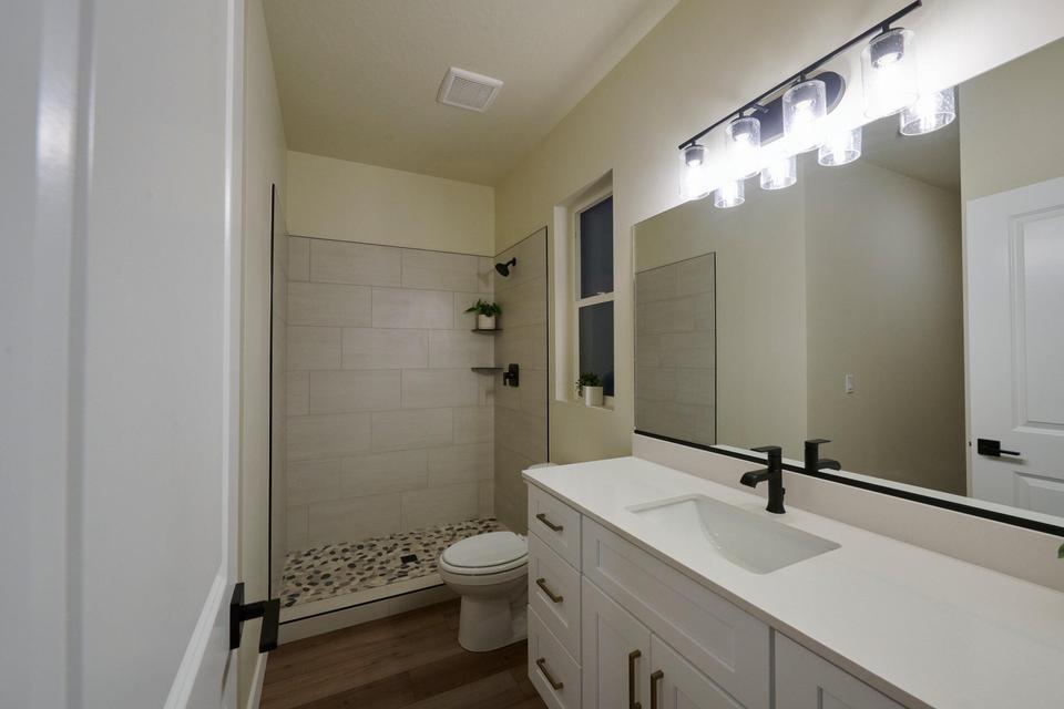 2473 North Kings Road Cedar City, UT 84721 - Photo 10 of 26 20260202234323906986000000-o