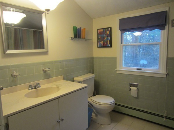 10 Lodge Road Wayland, MA 01778 - Photo 16 of 21 Gallery Image 16