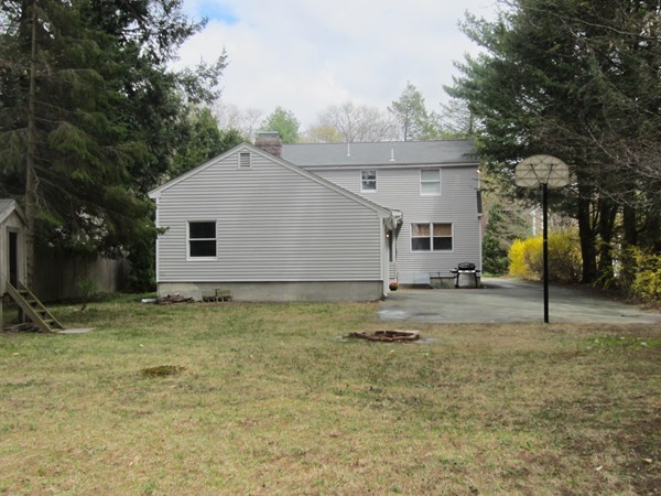 10 Lodge Road Wayland, MA 01778 - Photo 20 of 21 Gallery Image 20