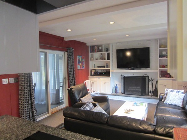 10 Lodge Road Wayland, MA 01778 - Photo 5 of 21 Gallery Image 5