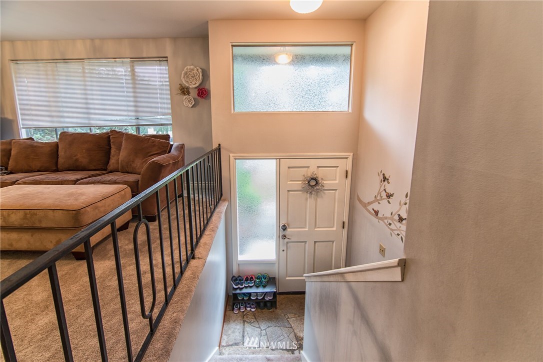 23 234th Place Southeast Bothell, WA 98021 - Photo 6 of 24
