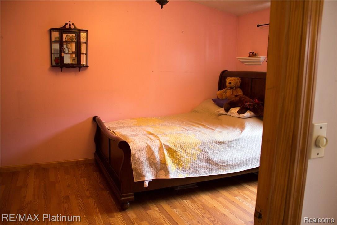 5761 Milett Road Fowlerville, MI 48836 - Photo 14 of 30 10.jpg