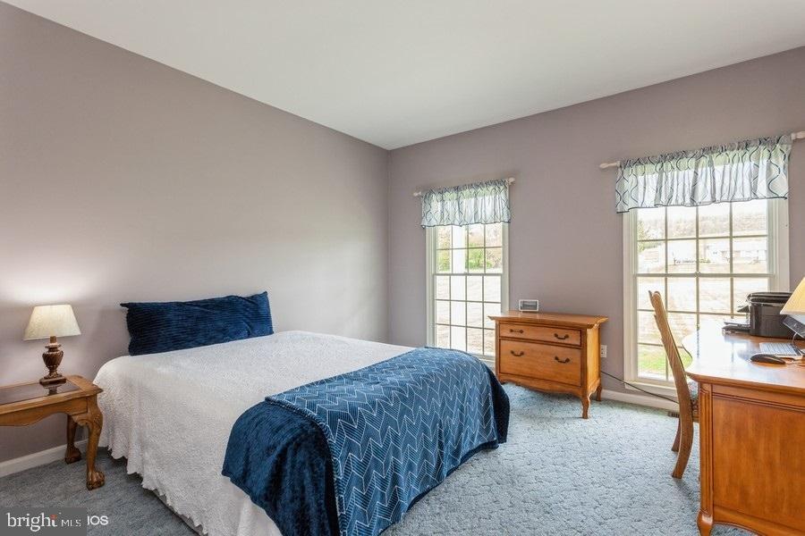 4547 Wentz Road Manchester, MD 21102 - Photo 27 of 44 Main Level Bedroom