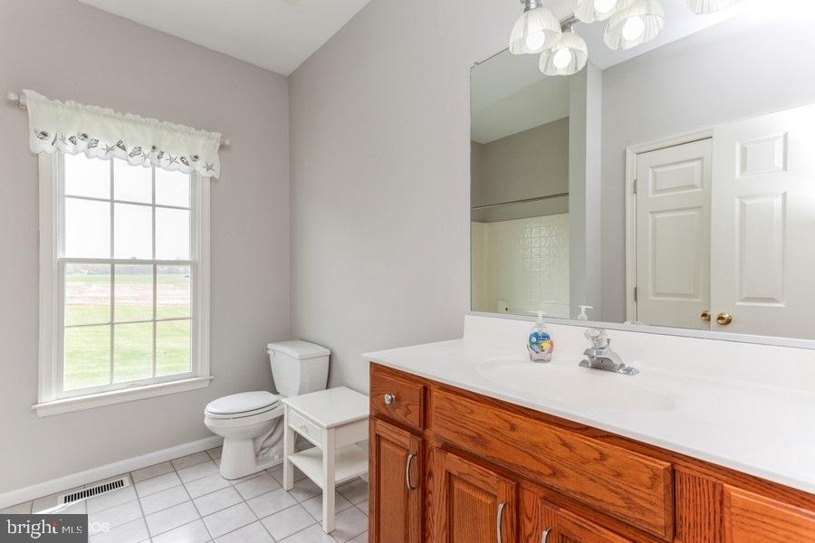 4547 Wentz Road Manchester, MD 21102 - Photo 28 of 44 Main Level Full Bath