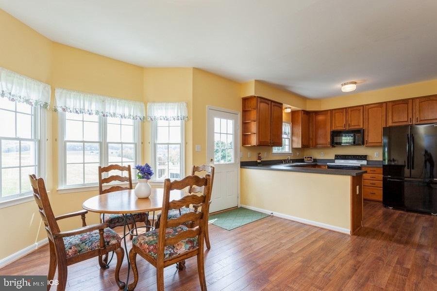 4547 Wentz Road Manchester, MD 21102 - Photo 4 of 44 Spacious Country Kitchen with Deck Access