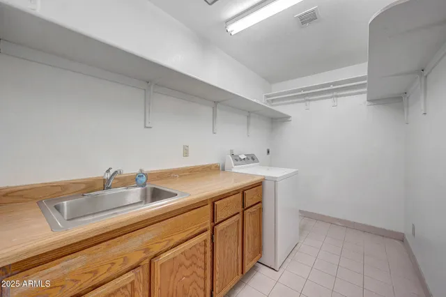 $1,090,000 | 1454 East Calle De Arcos, Tempe, AZ 85284