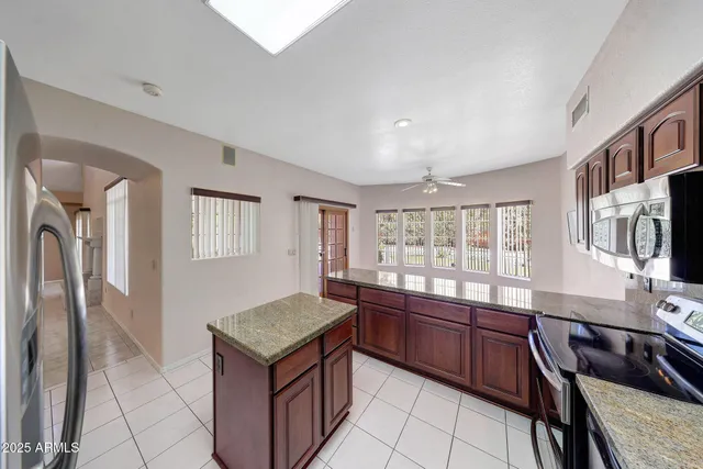 $1,090,000 | 1454 East Calle De Arcos, Tempe, AZ 85284