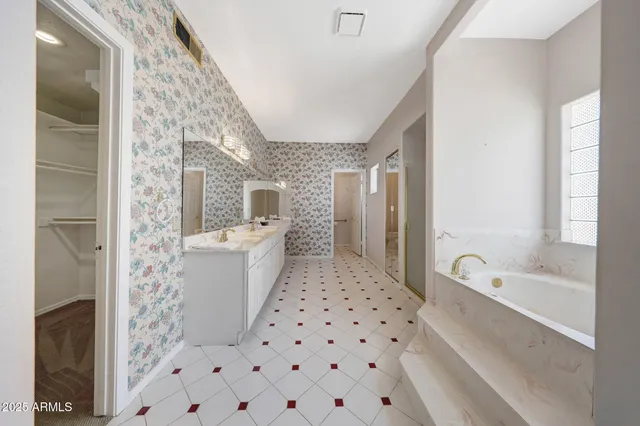 $1,090,000 | 1454 East Calle De Arcos, Tempe, AZ 85284