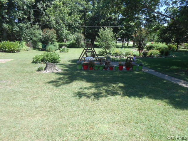1493 Baxter Road Petersburg, VA 23803 - Photo 23 of 24 Gallery Image 23