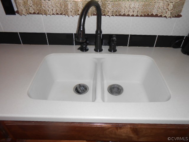 1493 Baxter Road Petersburg, VA 23803 - Photo 4 of 24 Gallery Image 4