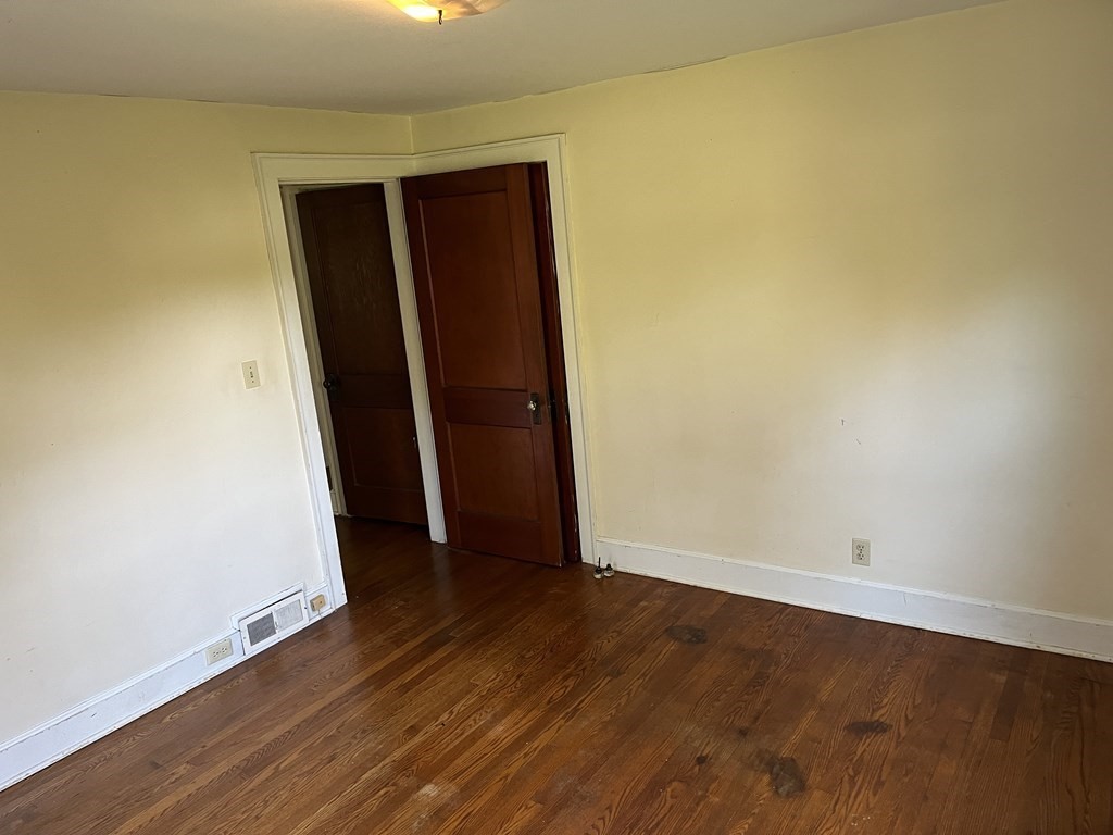 171 Leyden Road Greenfield, MA 01301 - Photo 15 of 22 Gallery Image 15