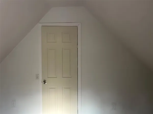 $1,100 | 127 Burbank Avenue, Unit 2, Johnson City, NY 13790