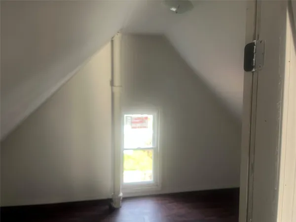 $1,100 | 127 Burbank Avenue, Unit 2, Johnson City, NY 13790