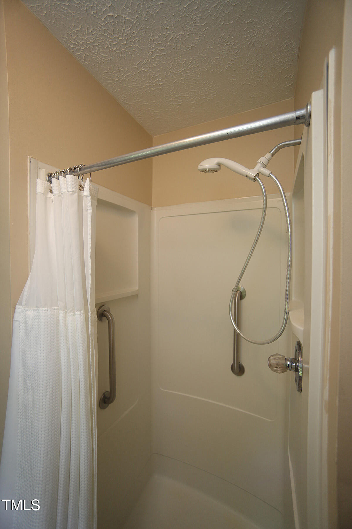 116 Trinity Woods Drive Raleigh, NC 27607 - Photo 20 of 32 116 Trinity Woods DrS