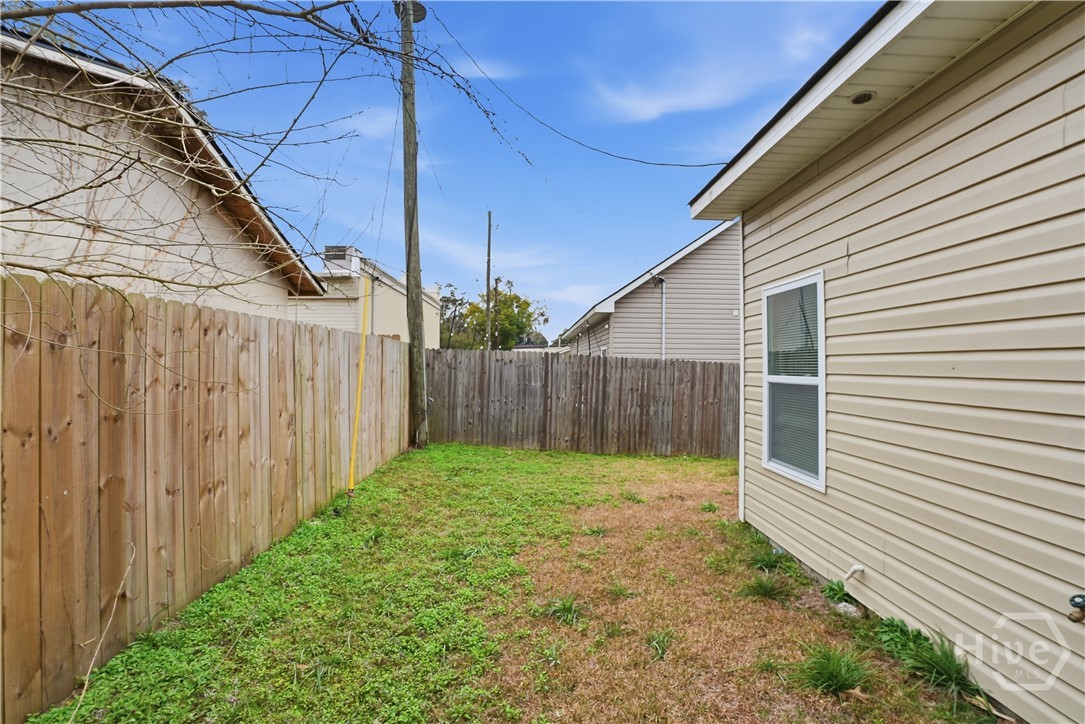 33 Travis Street Savannah, GA 31406 - Photo 23 of 25