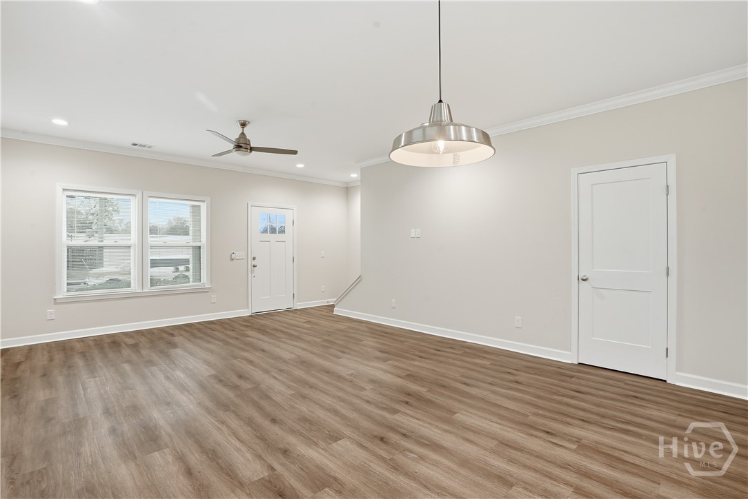 33 Travis Street Savannah, GA 31406 - Photo 7 of 25