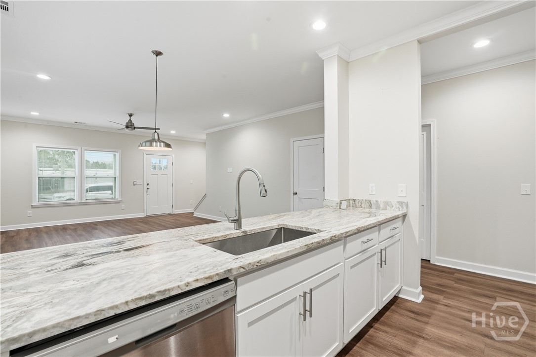 33 Travis Street Savannah, GA 31406 - Photo 10 of 25