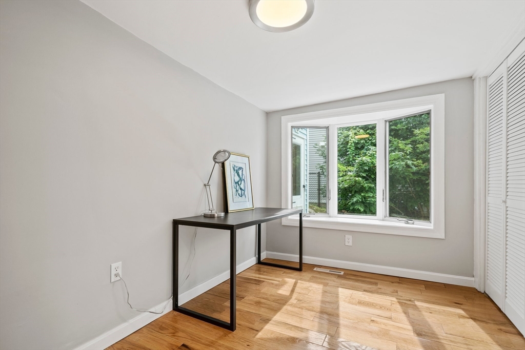 57 Mountain View Road Weymouth, MA 02189 - Photo 12 of 38 Gallery Image 12