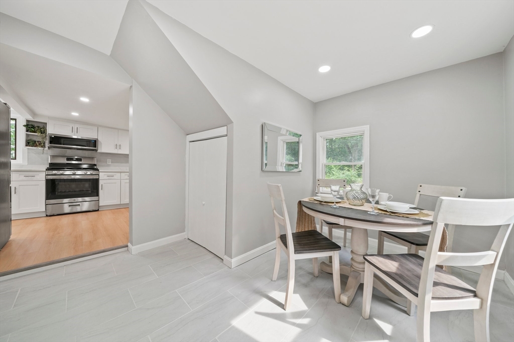 57 Mountain View Road Weymouth, MA 02189 - Photo 19 of 38 Gallery Image 19