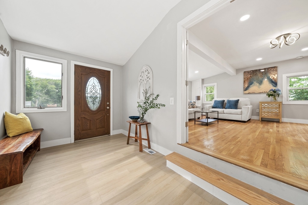 57 Mountain View Road Weymouth, MA 02189 - Photo 7 of 38 Gallery Image 7