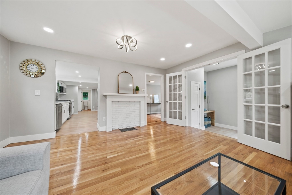 57 Mountain View Road Weymouth, MA 02189 - Photo 10 of 38 Gallery Image 10
