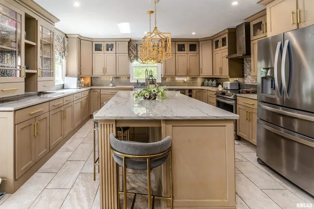 $549,900 | 7082 Highway 152, Du Quoin, IL 62832