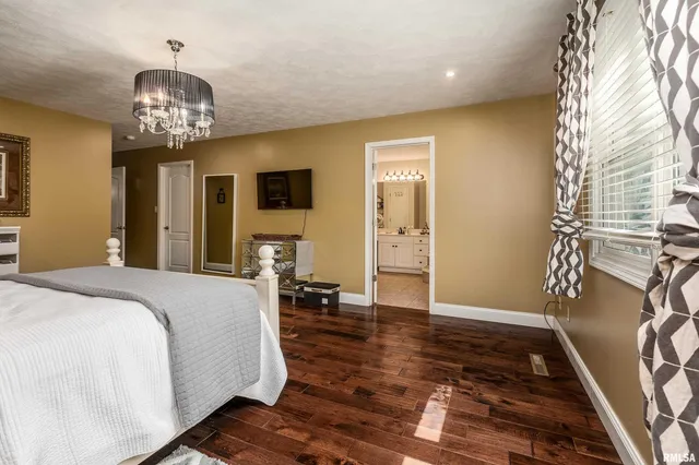 $549,900 | 7082 Highway 152, Du Quoin, IL 62832