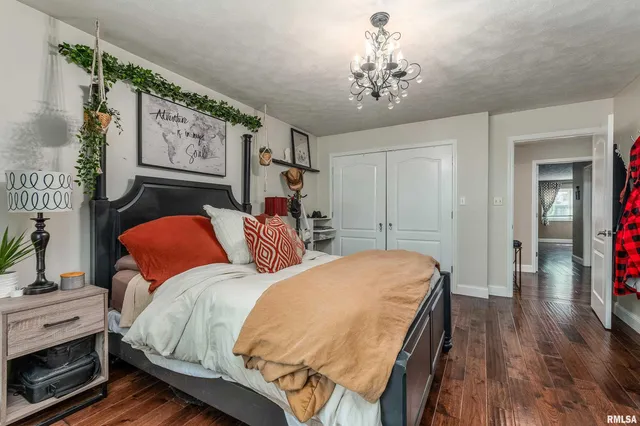 $549,900 | 7082 Highway 152, Du Quoin, IL 62832