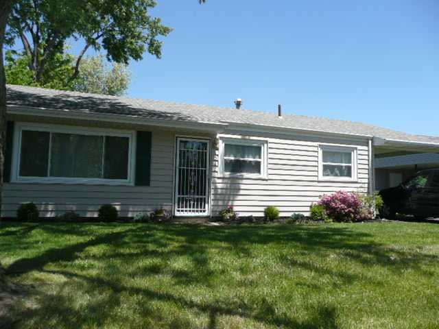 4312 Etna Road Whitehall, OH 43213 - Photo 2 of 17