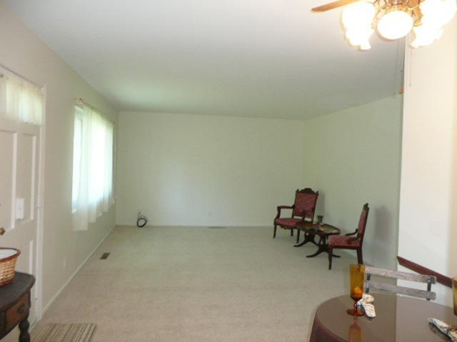 4312 Etna Road Whitehall, OH 43213 - Photo 3 of 17