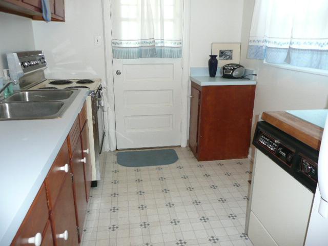 4312 Etna Road Whitehall, OH 43213 - Photo 7 of 17