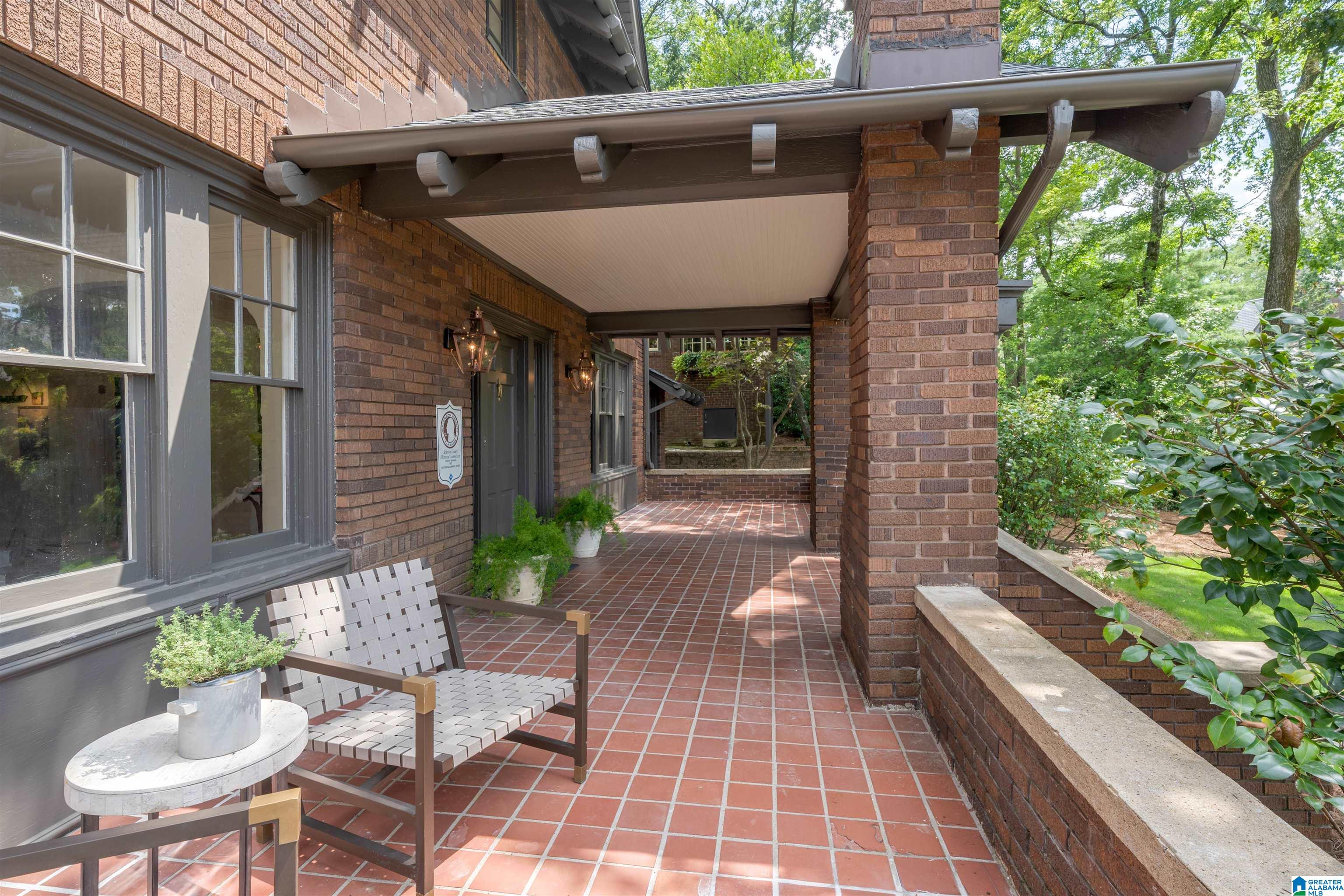 745 Linwood Road Birmingham, AL 35222 - Photo 2 of 42