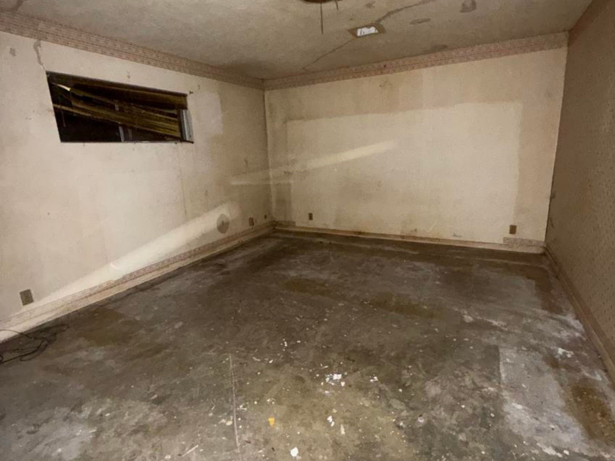 5006 Interlachen Street Baytown, TX 77521 - Photo 14 of 26 a view of an empty room