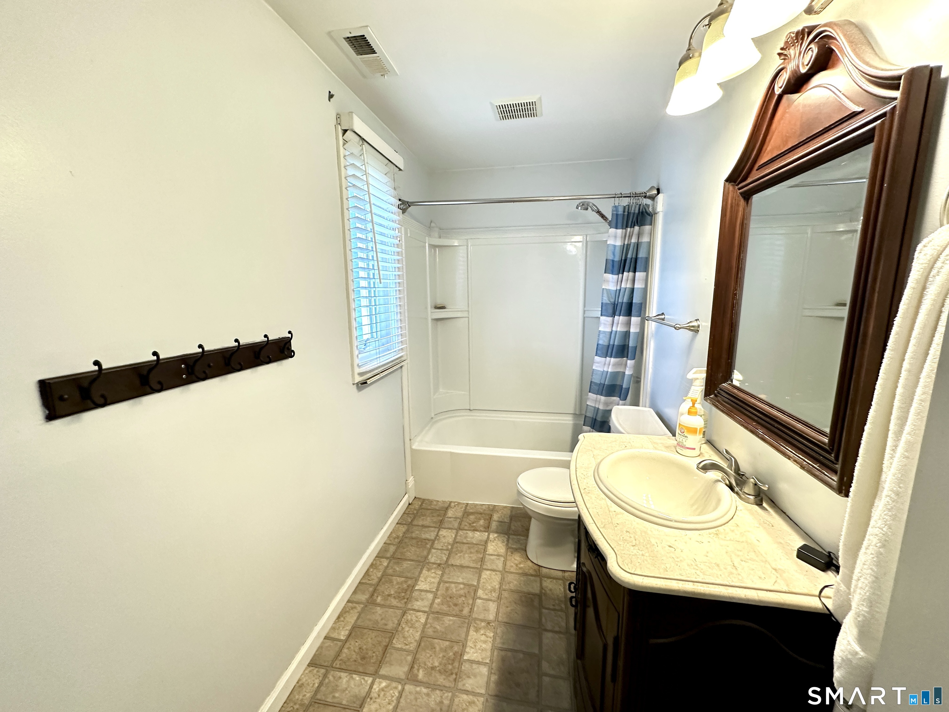 24 Oak Ridge Drive, Unit 24 Windsor Locks, CT 06096 - Photo 8 of 13
