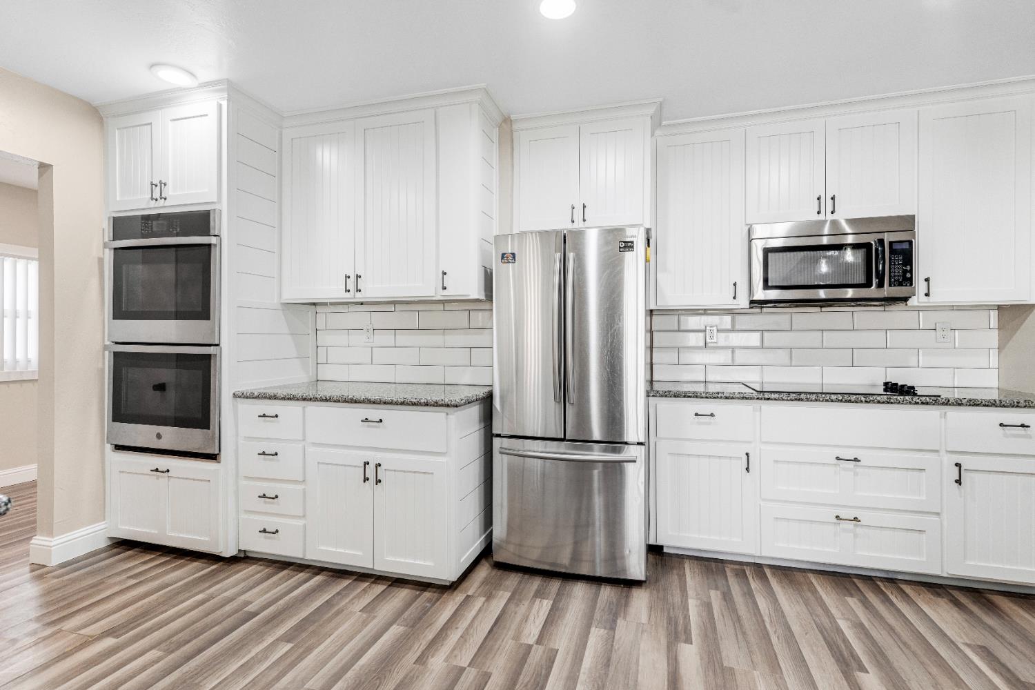 343 Walnut Street Lemoore, CA 93245 - Photo 13 of 38