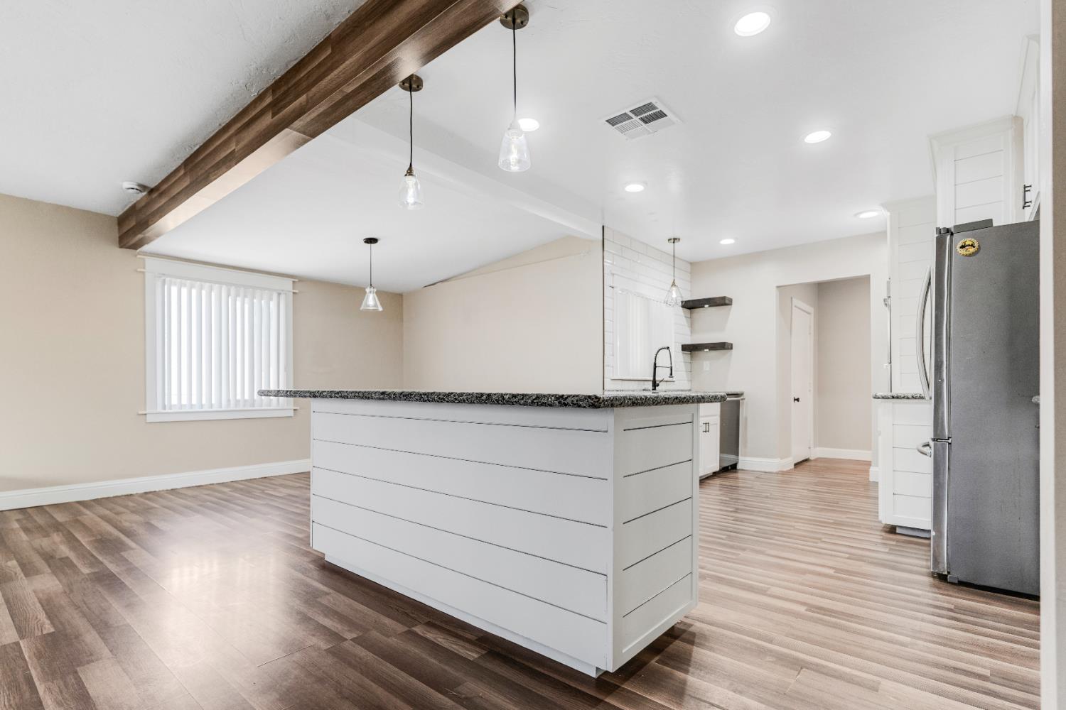 343 Walnut Street Lemoore, CA 93245 - Photo 15 of 38