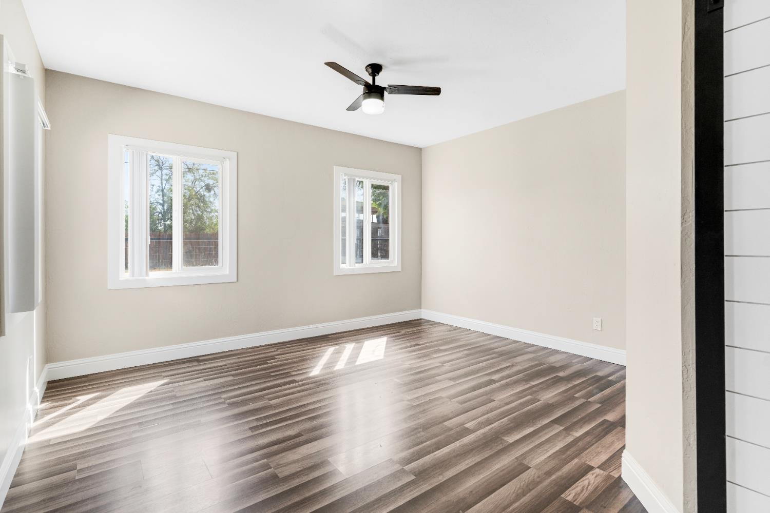 343 Walnut Street Lemoore, CA 93245 - Photo 21 of 38