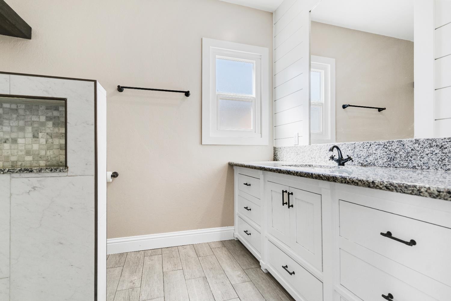 343 Walnut Street Lemoore, CA 93245 - Photo 22 of 38