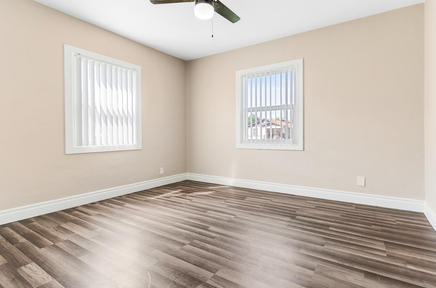 343 Walnut Street Lemoore, CA 93245 - Photo 25 of 38