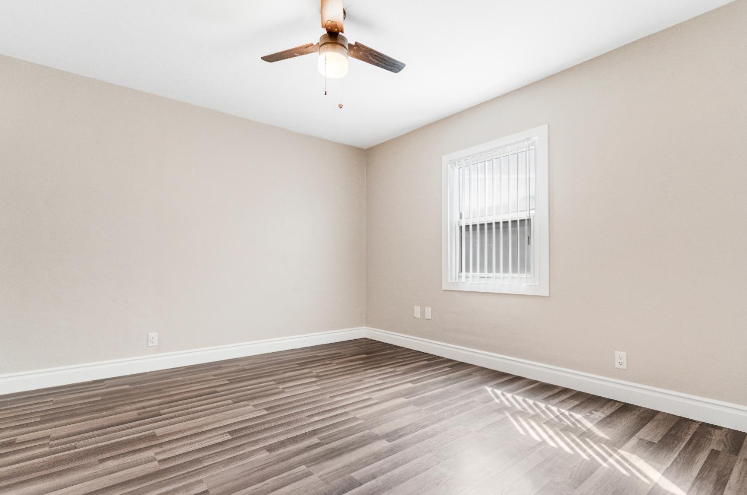 343 Walnut Street Lemoore, CA 93245 - Photo 29 of 38