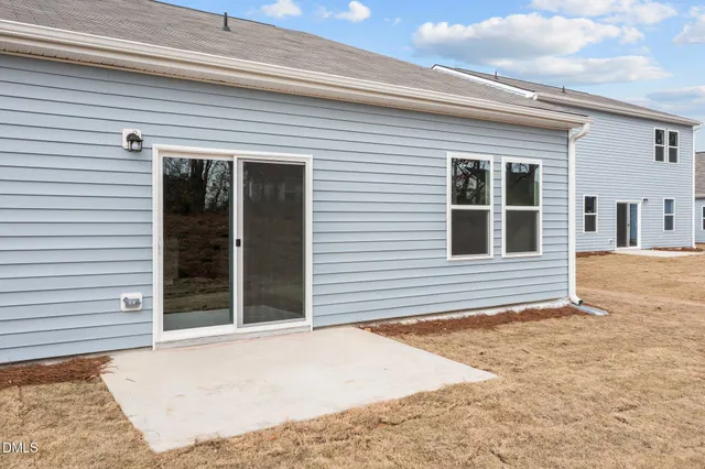 $299,990 | 1425 Pond Overlook Drive, Nashville, NC 27856