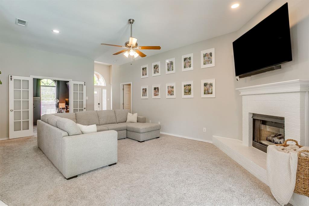2107 Nichols Trail Mansfield, TX 76063 - Photo 11 of 39