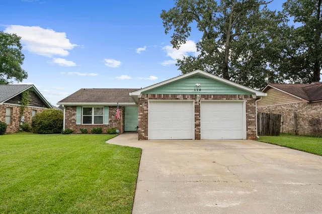 $299,900 | 110 Evergreen Magnolia Avenue, Goose Creek, SC 29445